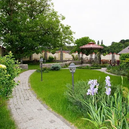 Oselya Villa *